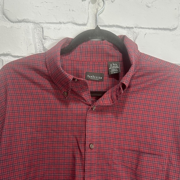 VAN HEUSEN Men's Burgundy Button-Down Shirt size L - Picture 3 of 6